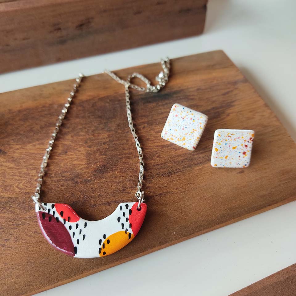 collar-ceramica-gres